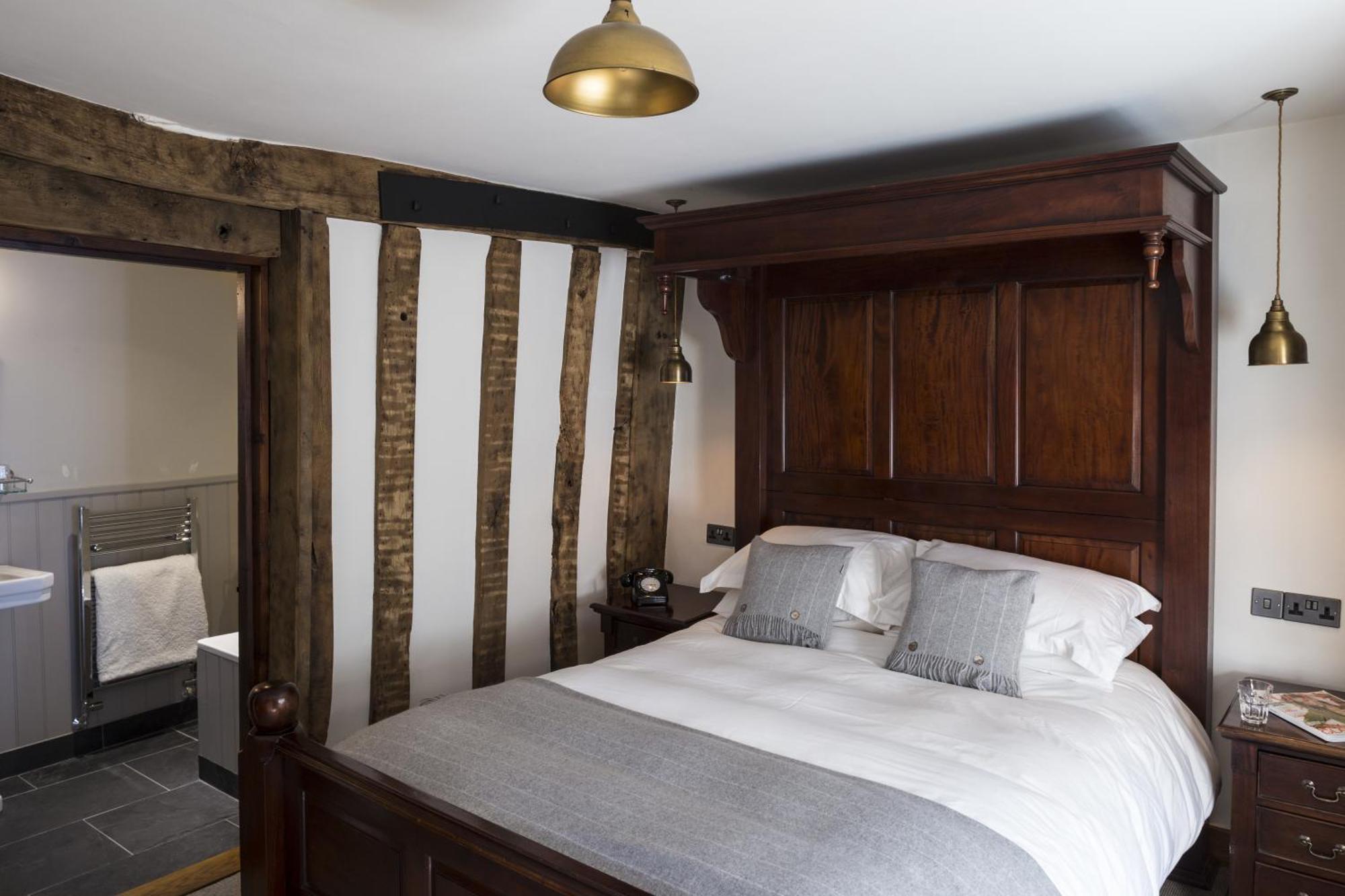 Tudor Farmhouse Hotel Клеарвэл Номер фото